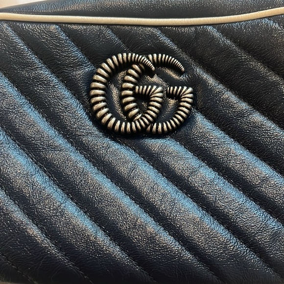 Authentic Gucci bag - Picture 2 of 8